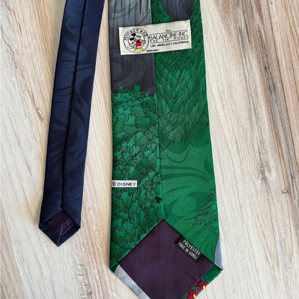 Vintage Disney Mickey & Co. Balancine Necktie Tie Mickey Mouse Bicycle - Picture 3 of 3